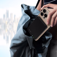 Blavec Portatīvais lādētājs 5000mAh BJ-04 Īpaši Plāns 7,8mm - Type C - 22,5W magnētiskā Magsafe 3 in 1 (PBBJ04-MC5B) melna stikls