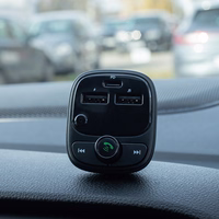 Forever FM raidītājs BT 2 x USB-A 1 x USB-C PD 30W TR-370 melns