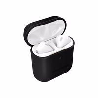 Ideal of Sweden Atelier AirPods Como melns austiņu maciņš