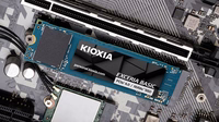 Kioxia LSF10Z002TG8 internal solid state drive 2 TB M.2 PCI Express 4.0 NVMe QLC