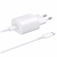 Samsung 25W EP-TA800EWE USB-C sienas lādētājs ar Samsung EP-DA705BWE USB-C / USB-C kabeli rezerves iepakojumā - balts