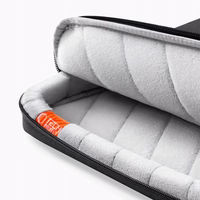 Tech-Protect Defender soma 13–14 portatīvajam datoram – melna un oranža