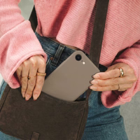 Tech-Protect Silikona MagSafe Maciņš for iPhone 16E / 17E - brūns