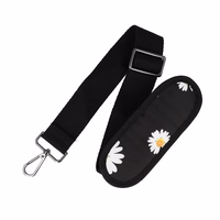 Wonder portatīvā datora soma 17 collas melna ar margrietiņām