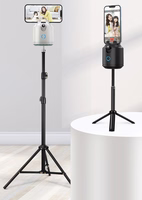 Tālruņa turētājs ar 360° sejas izsekošanu P3 balts