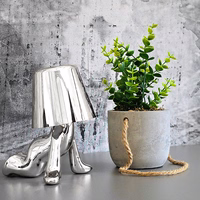 Nakts lampa Silver Man dizains E