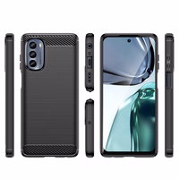 Carbon Case viedtālruņa apvalks Motorola Moto G62 5G elastīgs silikona oglekļa pārklājums melns