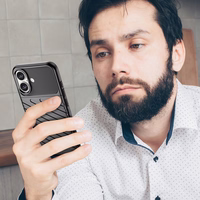 Thunder viedtālruņa apvalks iPhone 16 silikona apvalks - melns