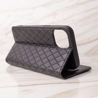 Viedais Caro maciņš for iPhone 16e / 17e melns