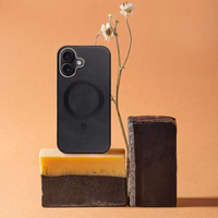 GENTLEMAN MAG COVER Viedtālruņa apvalks saderīgs ar MagSafe IPHONE 16 melns