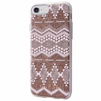 Guess GUHCP7TGTA iPhone 7/8/SE 2020/ SE 2022 taupe cietais maciņš Aztec Tribal 3D