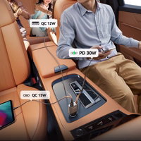 Joyroom JR-CCL07 3 vienā automašīnas lādētājs ar iebūvētu izbīdāmu kabeli - tumši pelēks