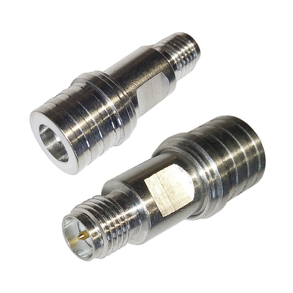 Adapteris QMA vīrietis uz RP-SMA sieviete